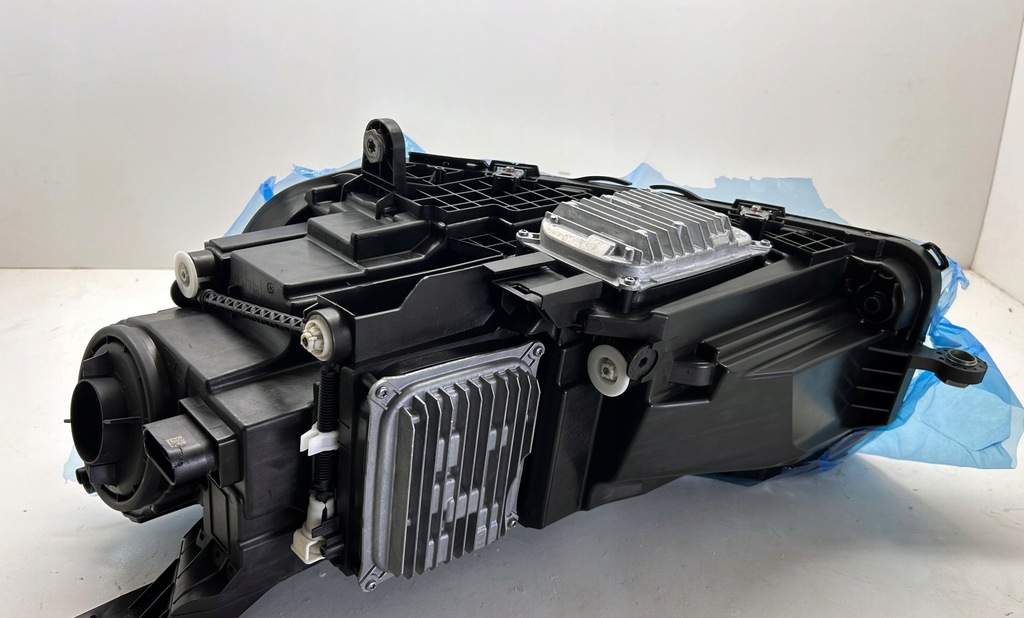 фото №11, Mercedes gle w167 multibeam led права лампа перед