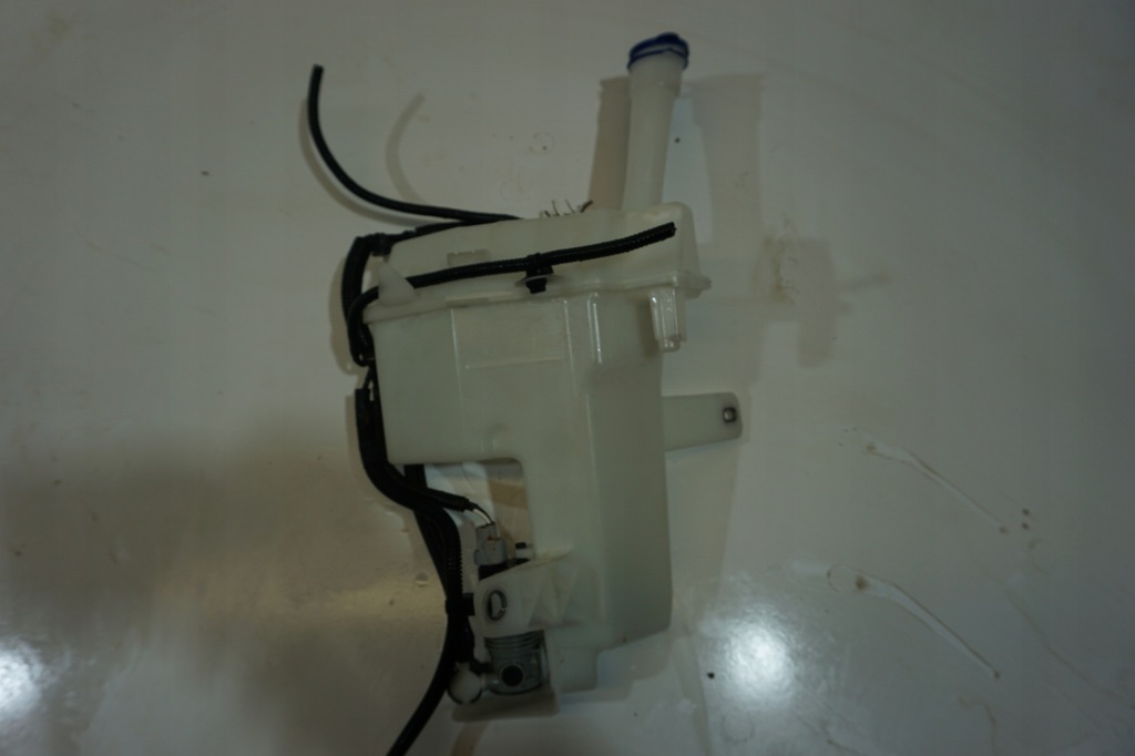 фото №1, Toyota yaris cross бачок омивача