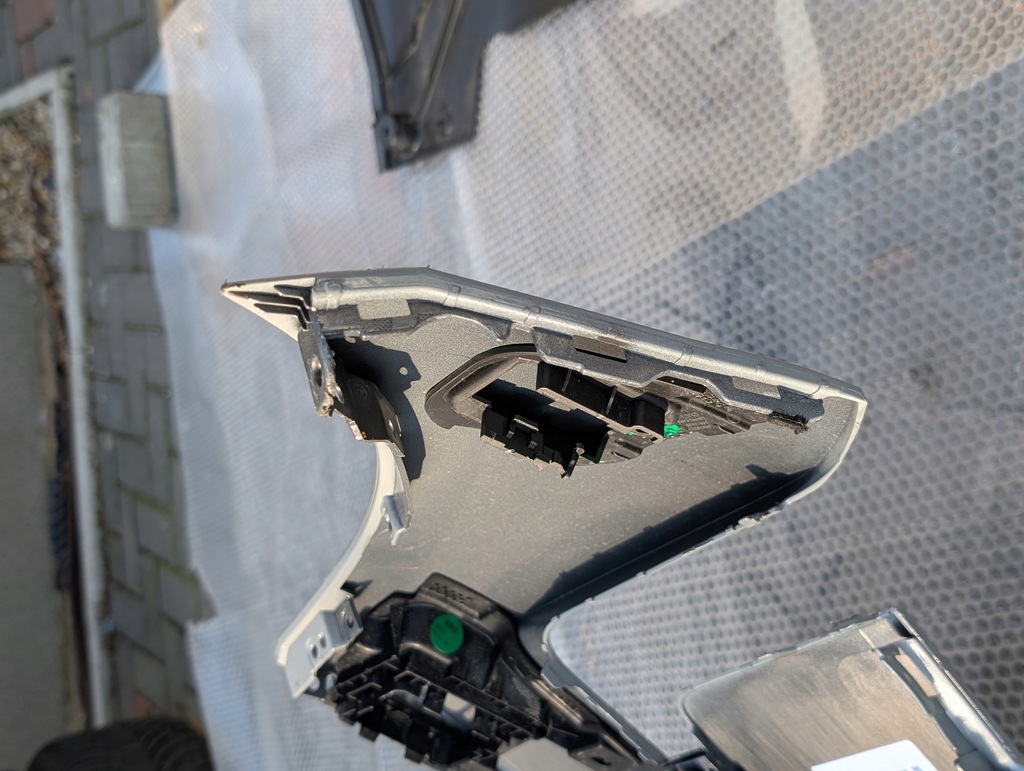 фото №14, Volvo ex30 ex-30 бампер передній перед емблема 31345658