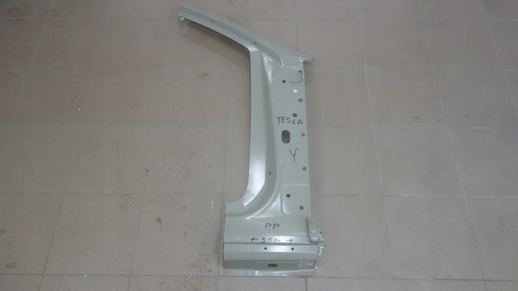 фото №1, Tesla model y порог, блок двигателя правый перед