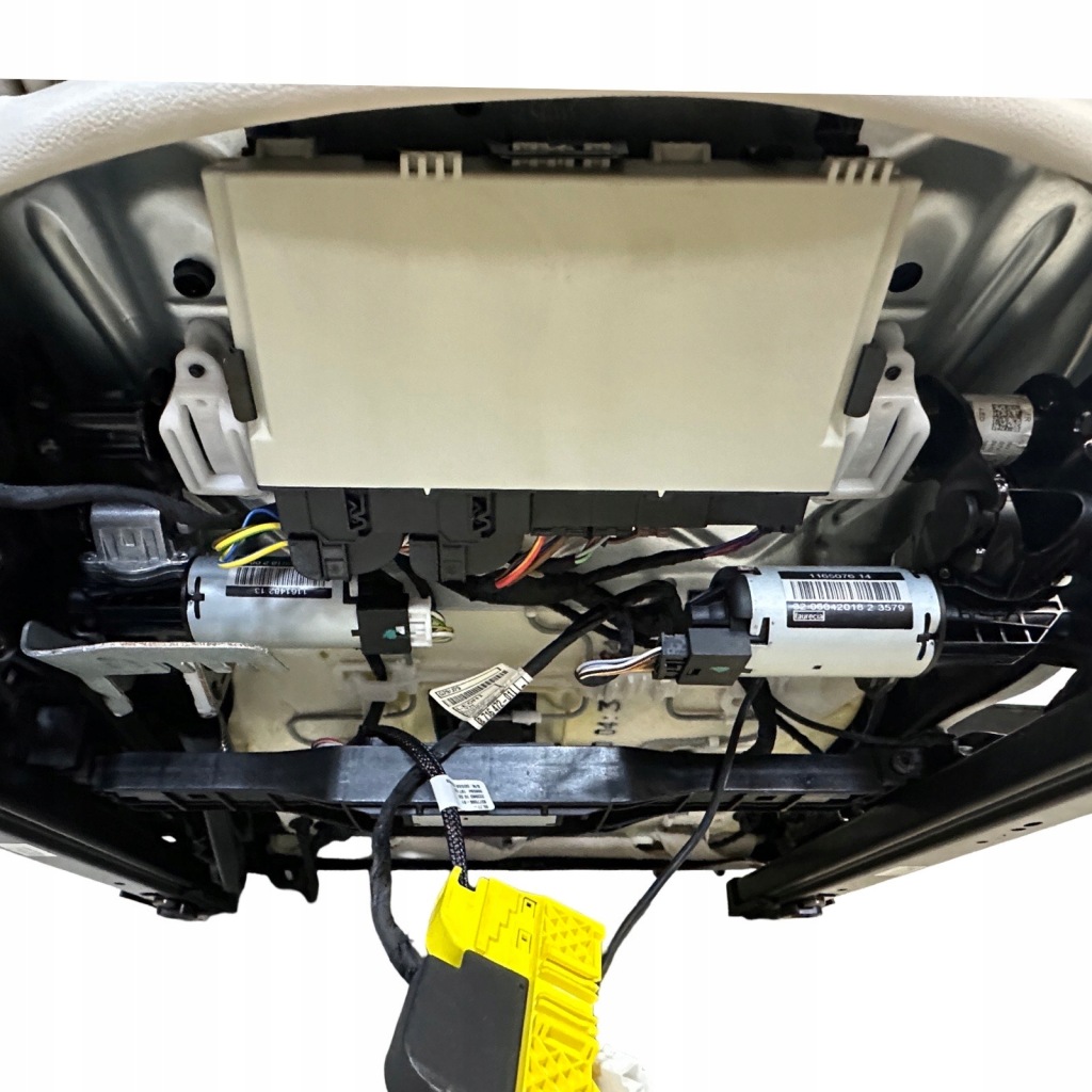 фото №10, Обивка сиденья с подогревом bmw z4 g29 кожа vernasca контактная группа замка зажигания słoniowa