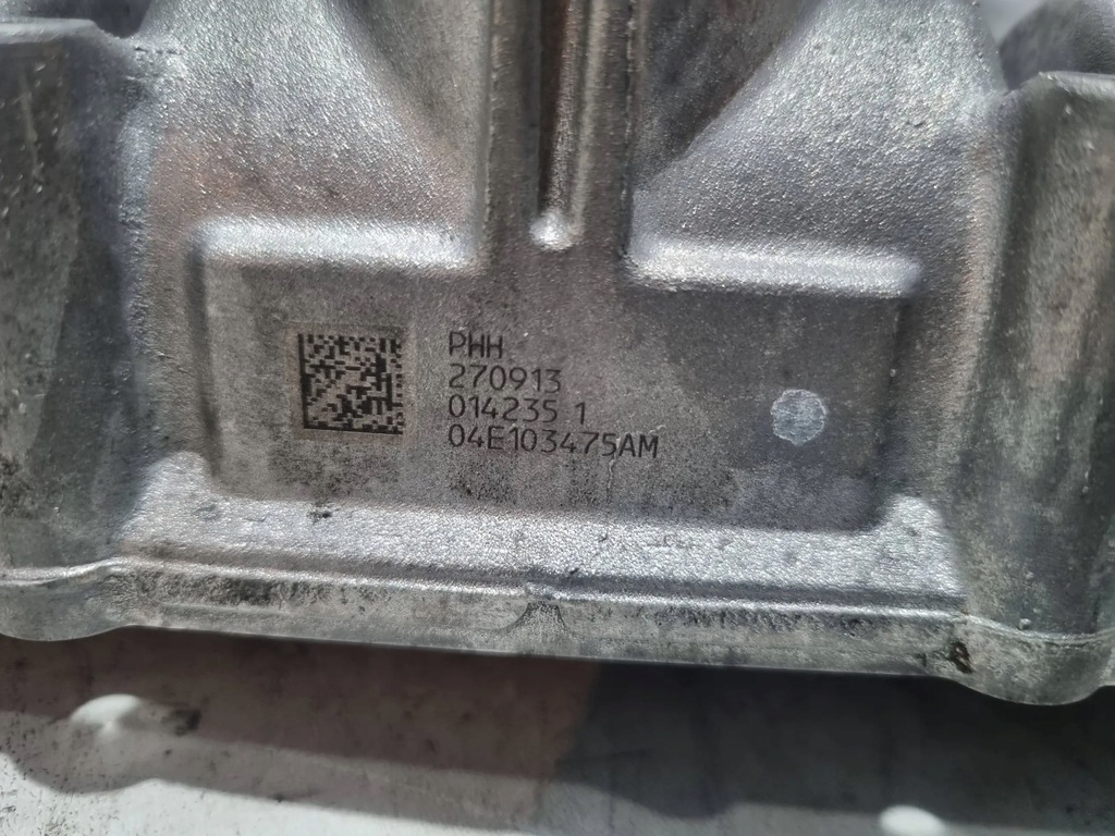 фото №5, Кришка головки клапанів + вали 04e103475am vw caddy iv vw golf vii 1.2 1.4