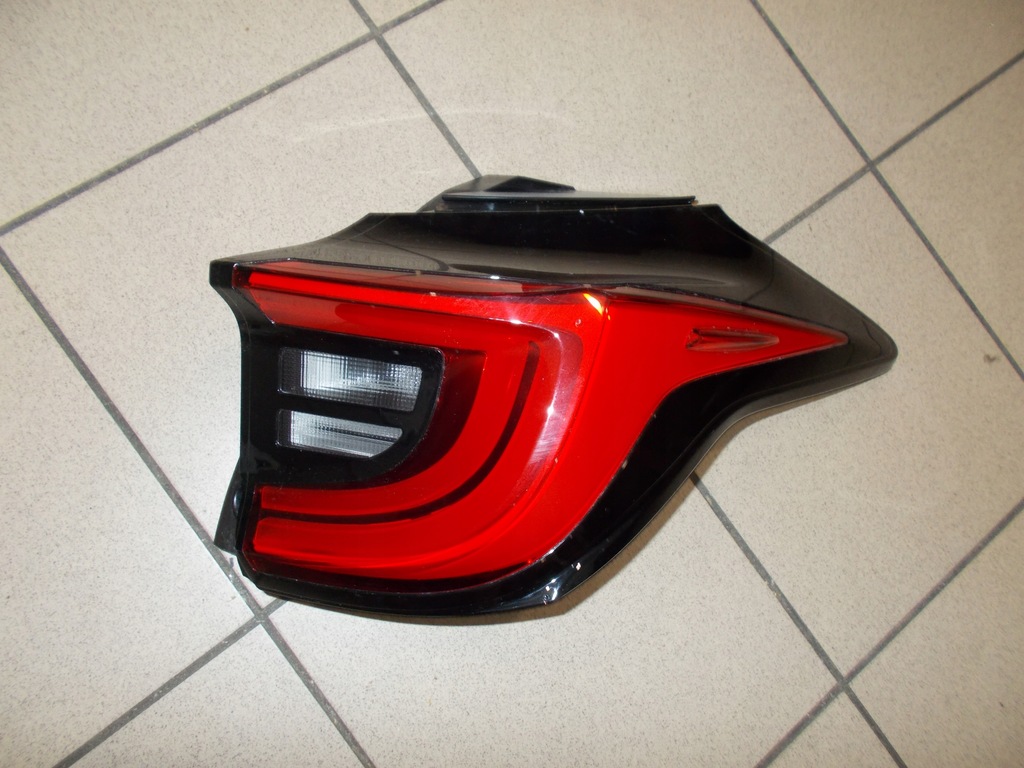 фото №1, Лампа задняя правая toyota yaris 19-