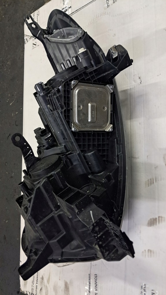 Комплектная фара фара правый  перед renault kadjar 260105570r full led Оригинал