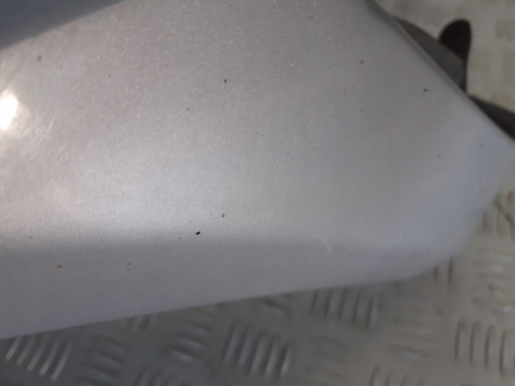 Крила лівий mercedes w168 761u Зі Шроту