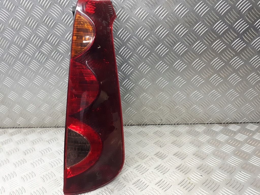 фото №1, Лампа права задня nissan note e11 1.4