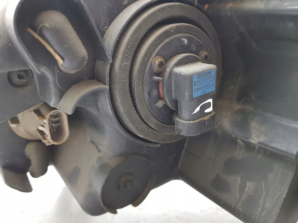 фото №9, Chrysler voyager 2008 правая сторона лампа передняя