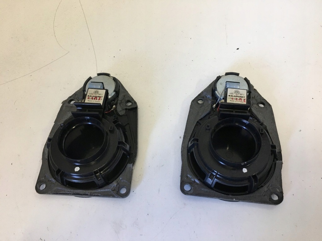 фото №1, Vw touran i динамік консолі 1t0035411p