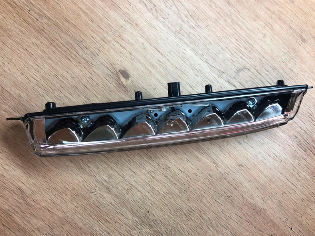 фото №8, Комплект лампа led drl правий лівий перед do mercedes gl x164 ml w166 ml w166