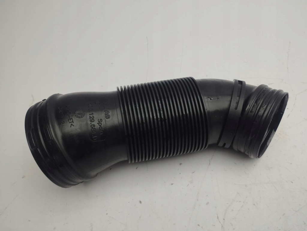фото №1, Audi a1 2023 труба / wąż впускной воздуха