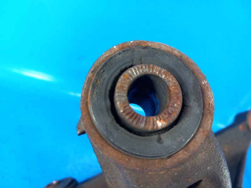 фото №4, Шаровая опора задняя. правый. toyota camry 40 06-11 42313-06100