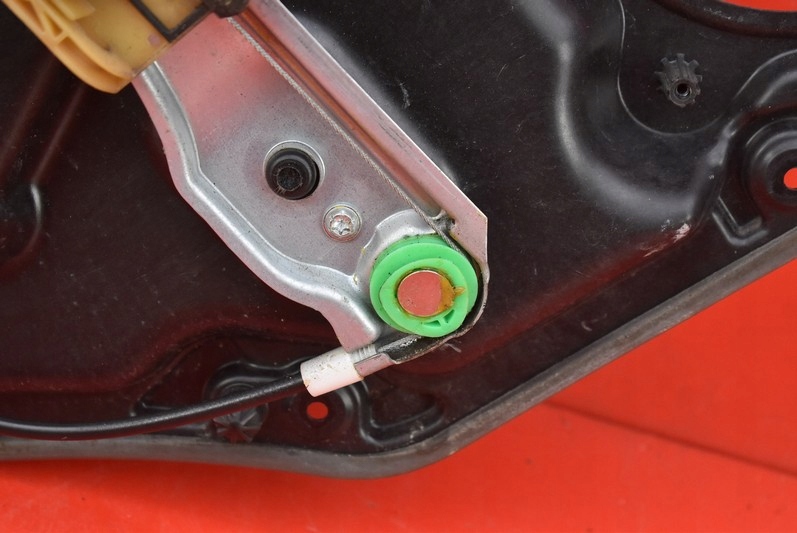 фото №10, Подъемник стекло правый задняя 30753330 volvo xc60 1 i 08-13