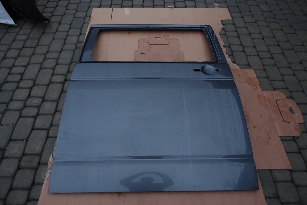 фото №1, Vw transporter t6 дверь передние правое сдвижные lr7h