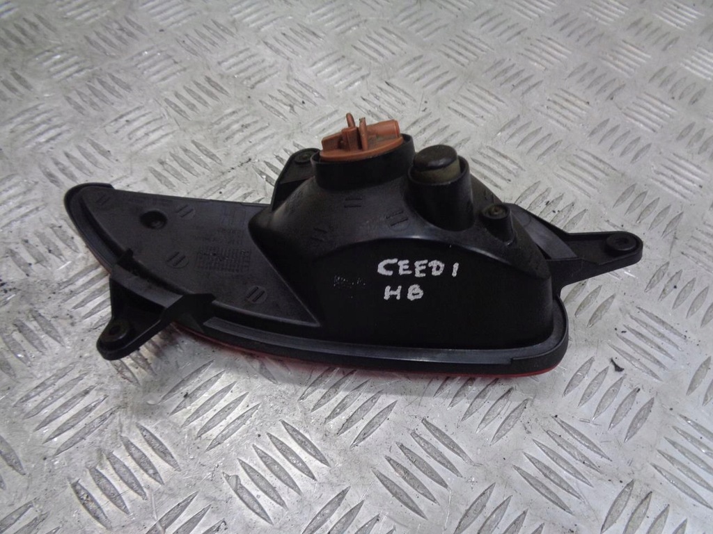 фото №5, Лампа противотуманная бампера левый задняя kia ceed 1 i hb 5d 06- 92401-1h1