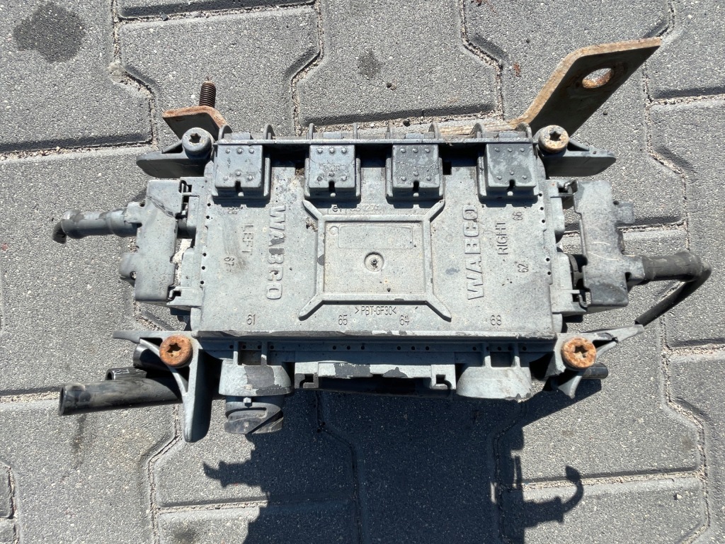 Купить Daf cf85 2006-2013 клапан модулятор тормозной ebs 331274