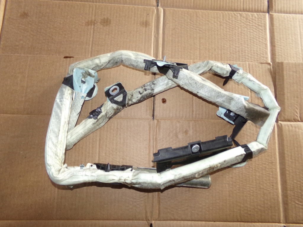 фото №1, Шторка безпеки бічна права air bag bmw e90