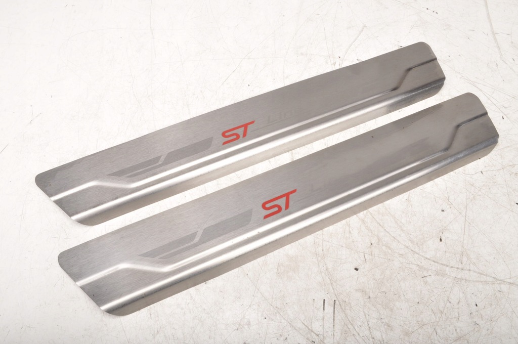 фото №1, Ford fiesta mk8 накладки порогові st комплект