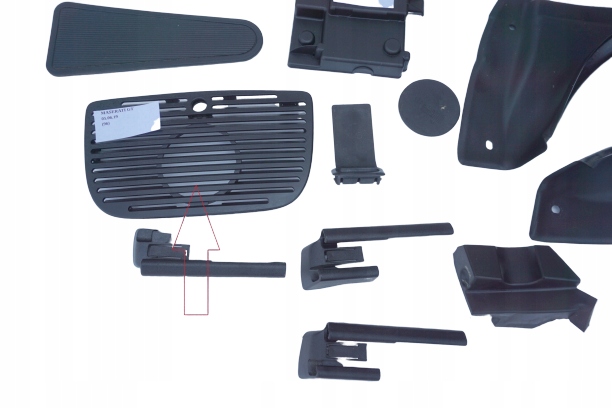 фото №1, Решётка заглушка консоли maserati granturismo