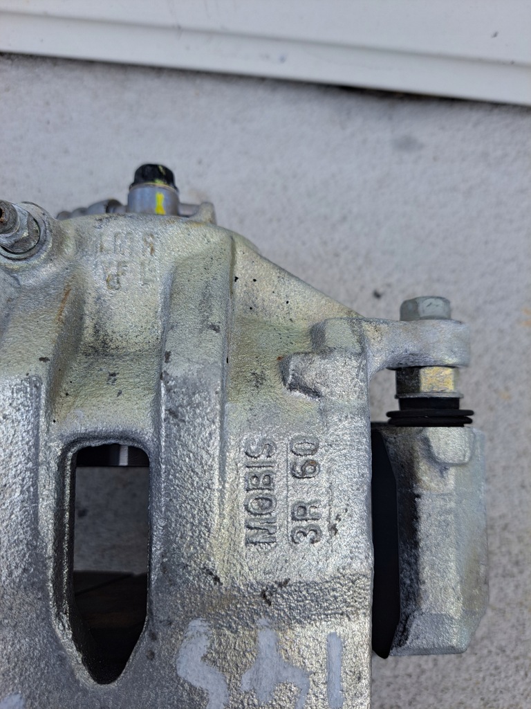 фото №5, Суппорт тормозной hyundai sonata yf 09-15