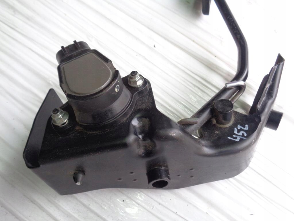 Педаль газу потенціометр 89281-52021 toyota avensis t25 03-08r corolla verso Зі Шроту