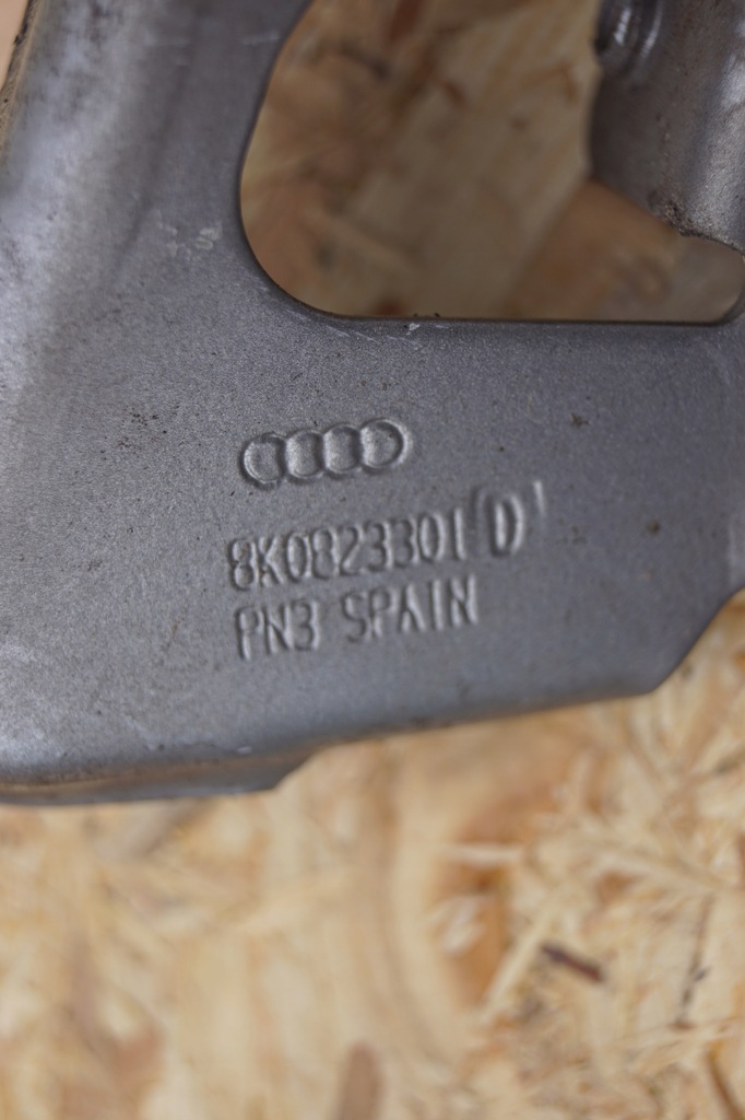 фото №10, Петля капот лівий audi a4 b8 8k0823301d