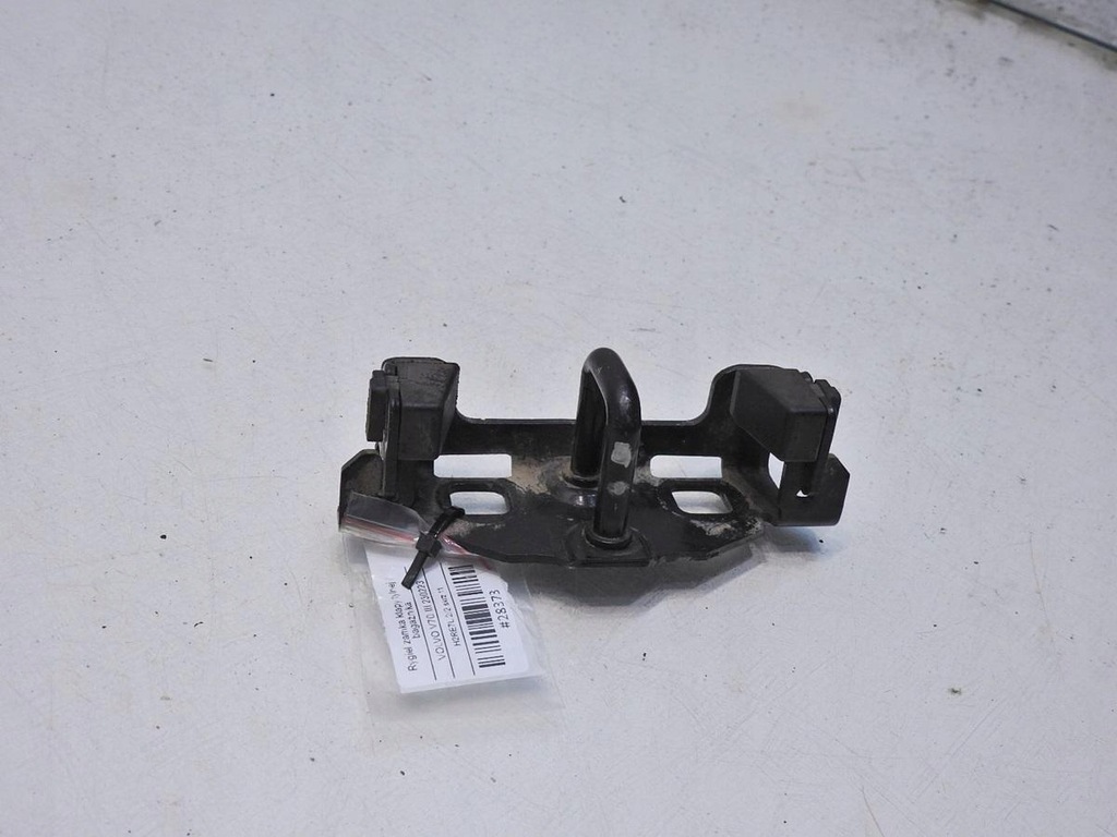 фото №6, Засувка замка кришки volvo v70 iii