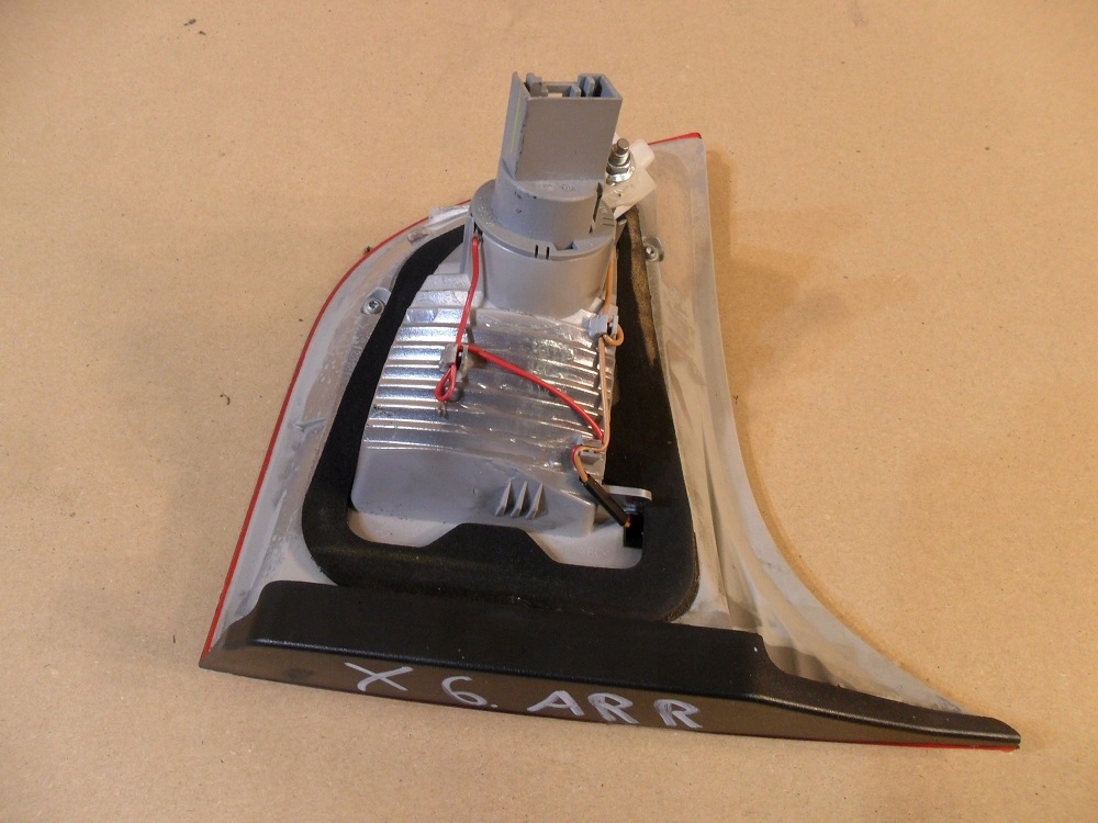 фото №10, Bmw x6 e71 лампа задня ліва w кришка 7179987-12