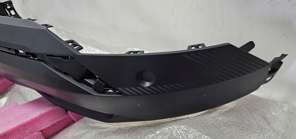 фото №5, Nowa org накладка спойлер бампера задня renault scenic v e-tech 2024-