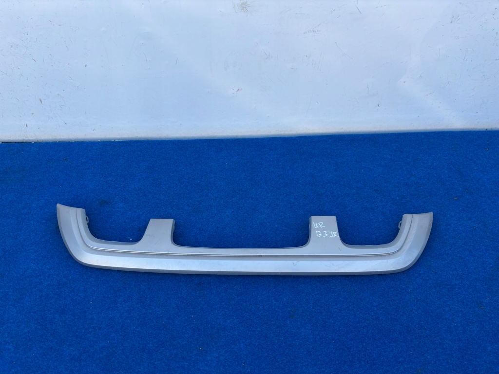 фото №1, Vw t-roc lift 2ga молдинг бампера задняя спойлер накладка 2ga807725a urb3jr