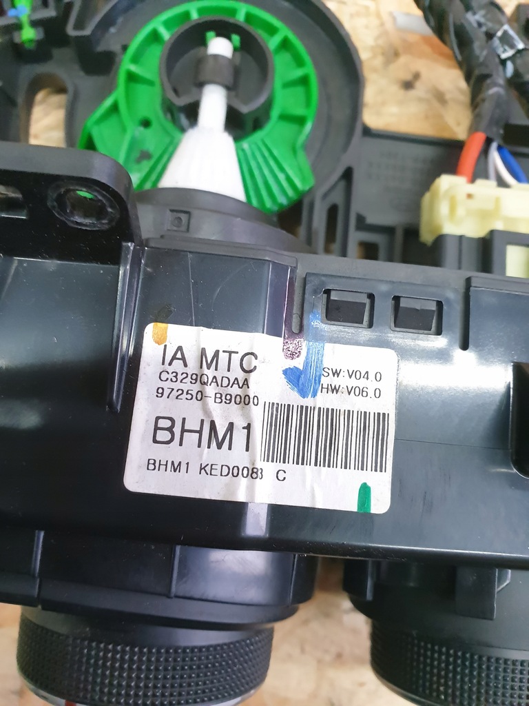 фото №10, Hyundai i10 ii панель кондиционера 97250-b9000