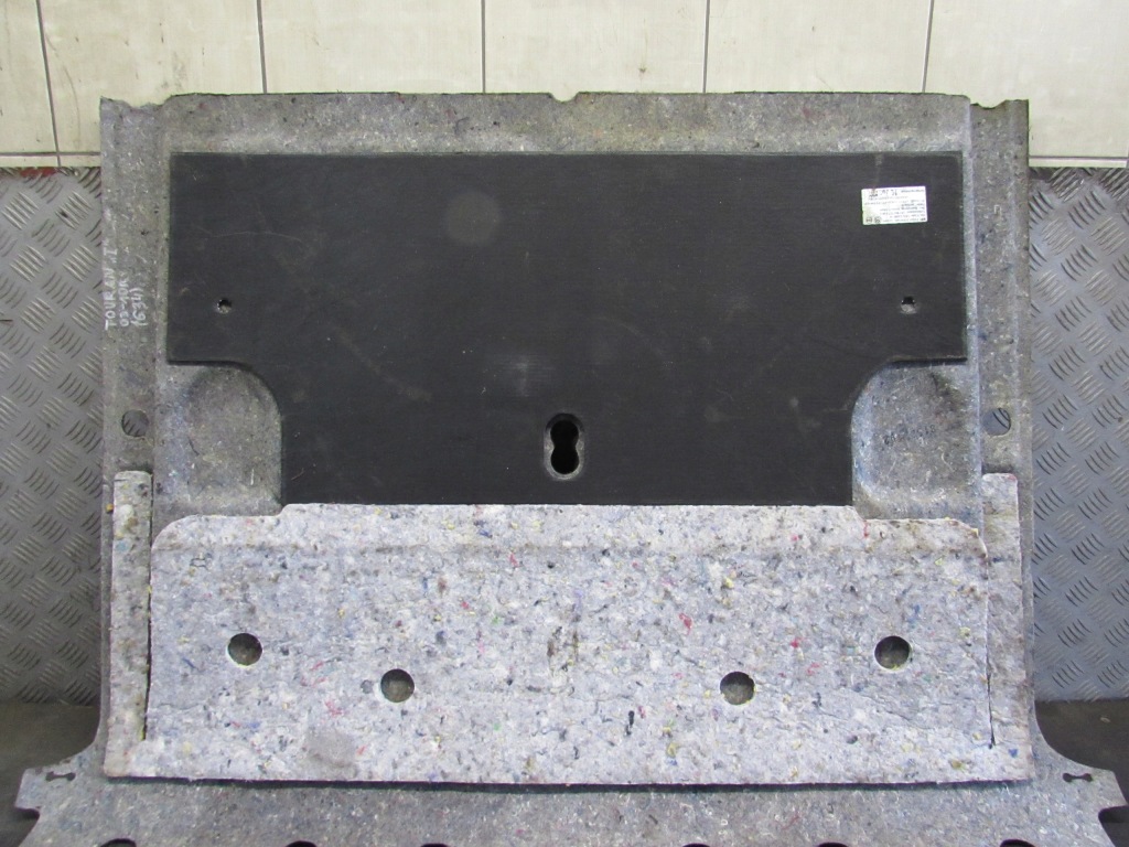 фото №6, Обшивка підлога vw touran i 03-10r 1t0863717
