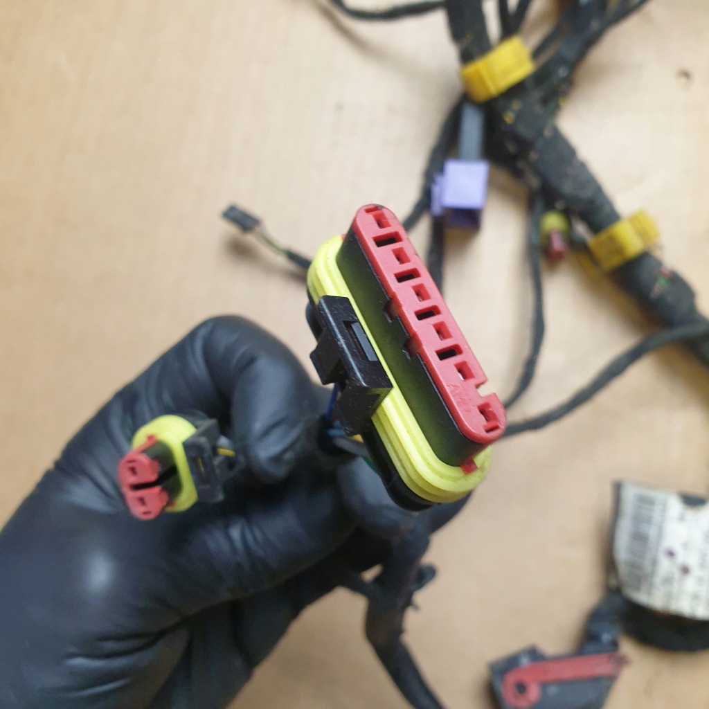 фото №4, Електропроводка джгут з двері лівий перед lancia thesis оригінальний номер europa