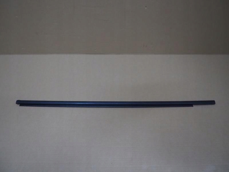 фото №1, Молдинг уплотнитель дверь parapet правый перед ford ka plus