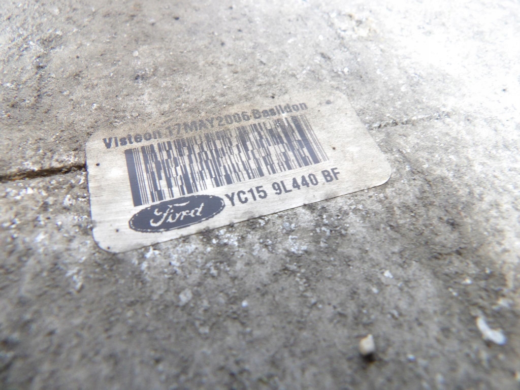 фото №5, Ford transit mk5 2.4tde интеркулер yc15-9l440bf