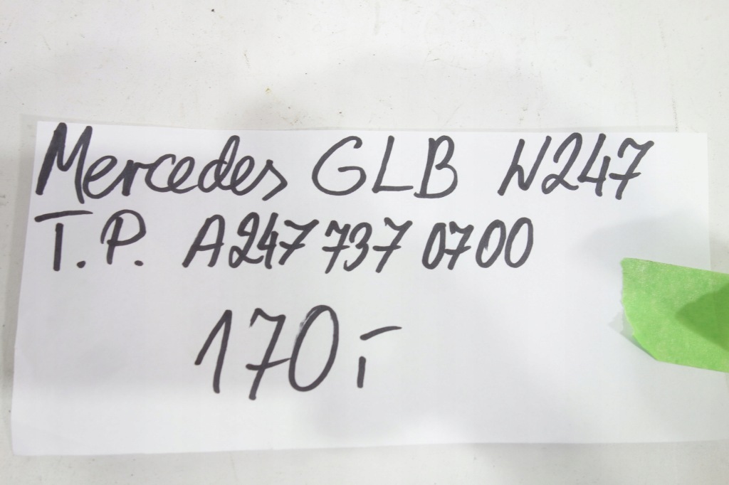 Молдинг двері задній права mercedes glb w247 в Україні