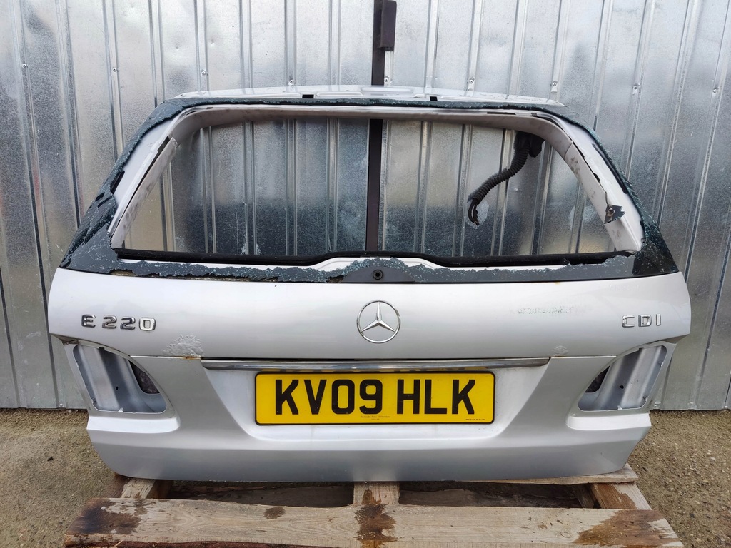 фото №1, Кришка багажника mercedes e-klas w211 lift c775 kombi
