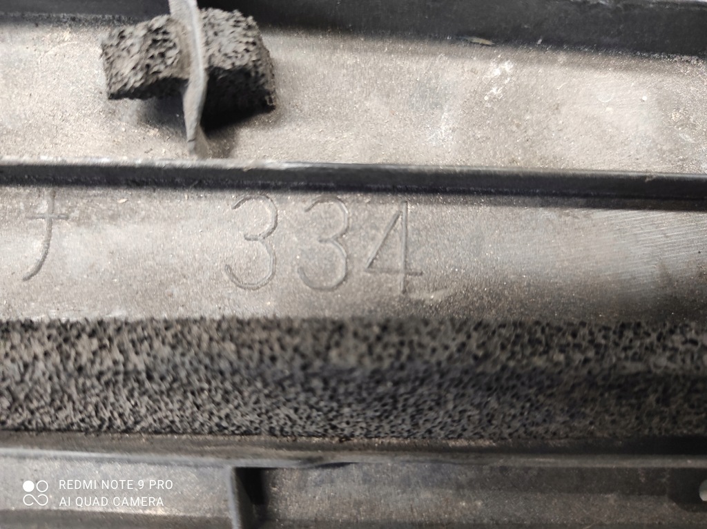 фото №9, Защита накладка поперечина передний toyota prius iii