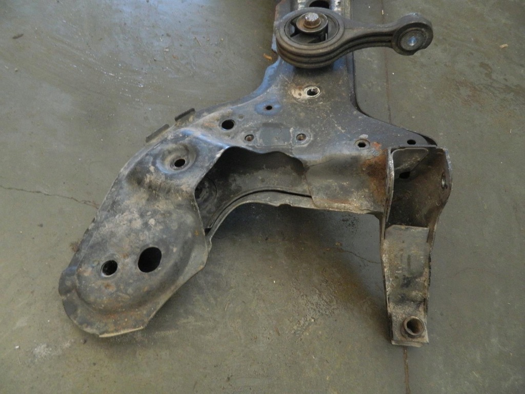 фото №8, Подрамник подрамник поперечина fiat idea lancia musa передний