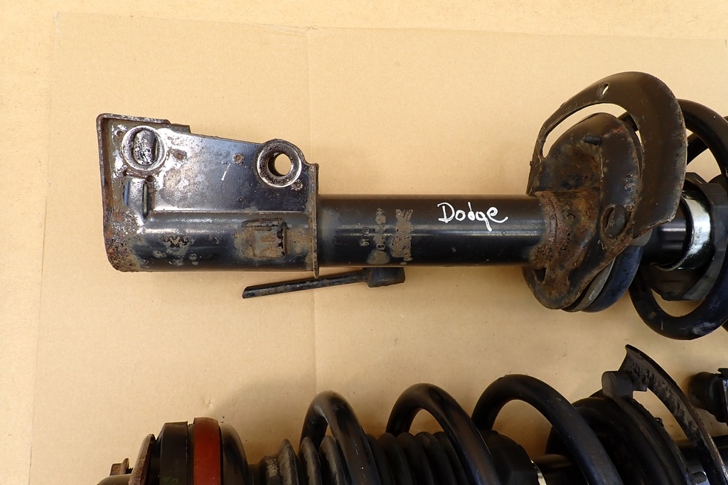 фото №9, Mcperson амортизатор пружина левый правый комплект 2.0d перед dodge journey