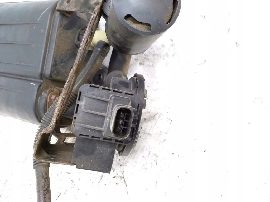 Фільтр вугільний par пального chrysler 300 - 300c p04891761aa Недорого