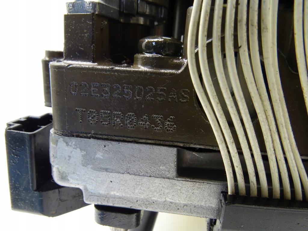 Dsg6 мехатроник блок управления dq250 02e dsg 02e927770as audi vw Оригинал