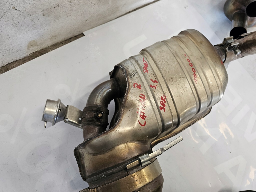 Porsche cayman r 3.4 987c гасник вихлоп кінцевий 98711314150 98711314250 в Україні