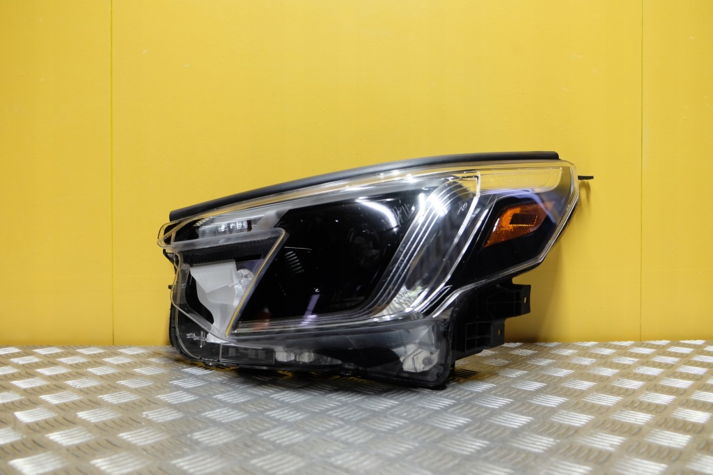 Купити Subaru forester рестайлінг  2021-2022 фара фара full led ліва америка