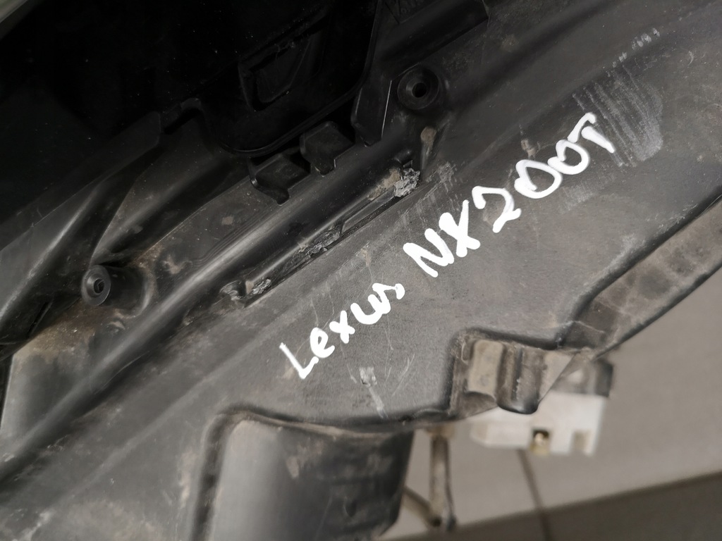 фото №9, Лампа левый перед lexus nx200t europa