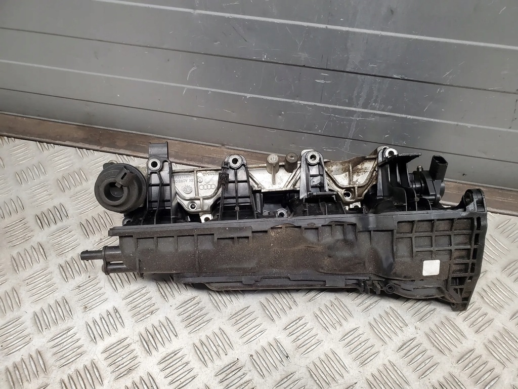 фото №5, Audi a8 s8 d4 4h 4.0 tfsi 079133109bf коллекторы впускные