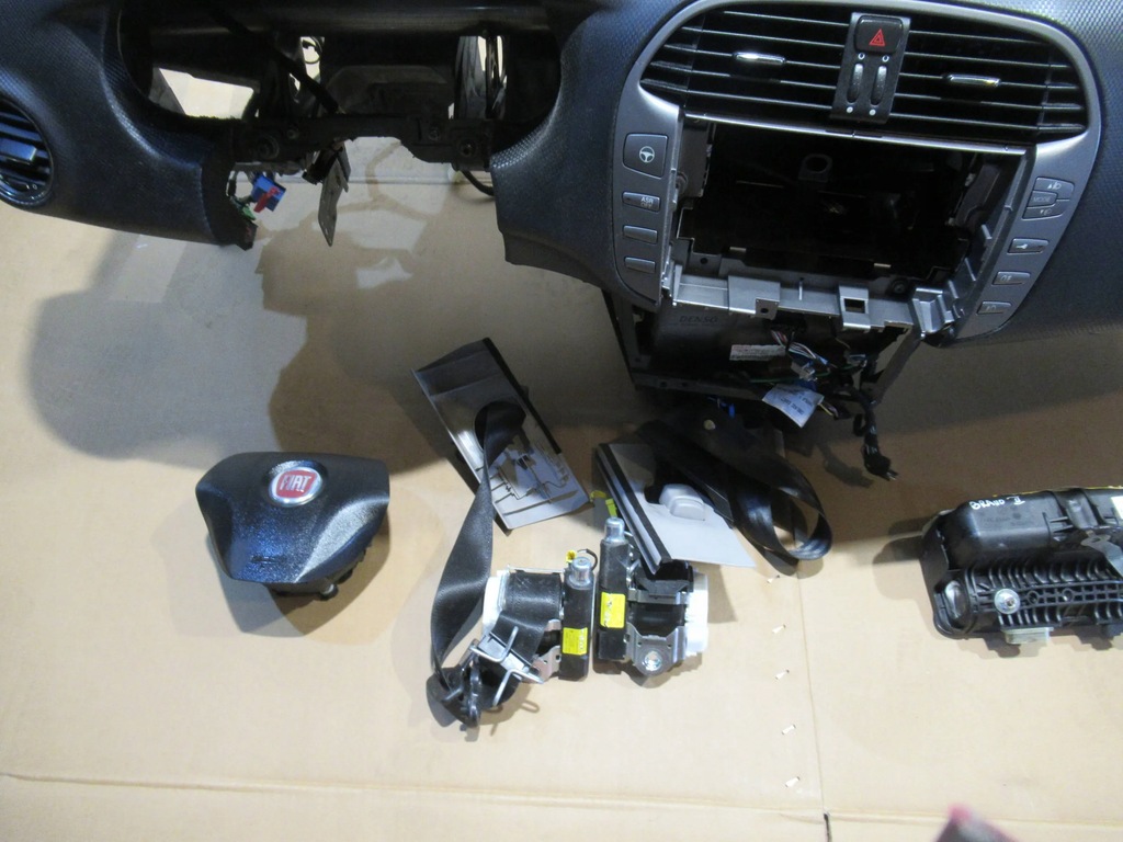 фото №16, Панель приладів консоль комплект fiat bravo ii 07-