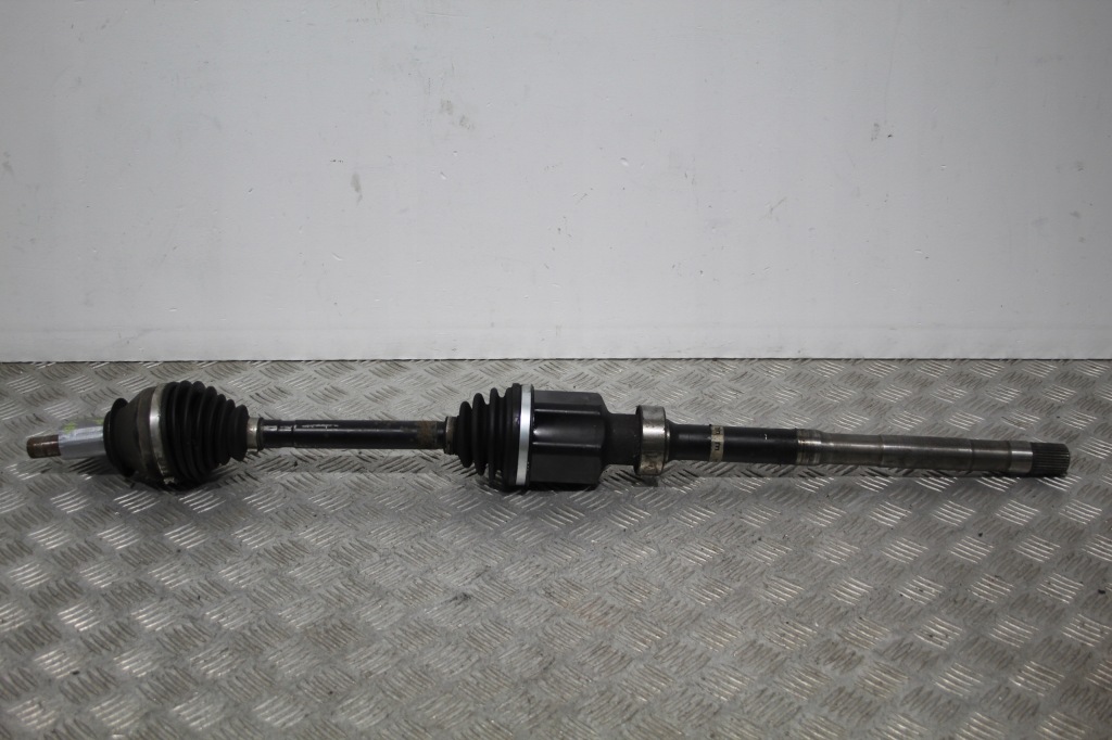 Купить Приводной вал правый  mazda cx5 kd рестайлинг  39100-ftb0b