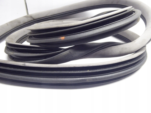 фото №5, Alfa romeo 166 прокладка karos. дверь задняя левая