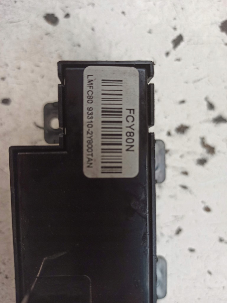 фото №8, Hyundai ix35 переключатель подогрева 3310-2y100