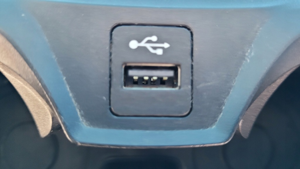 фото №14, Bmw 3' g20 330e 21r кронштейн подставка na кружки подстаканник 6806803